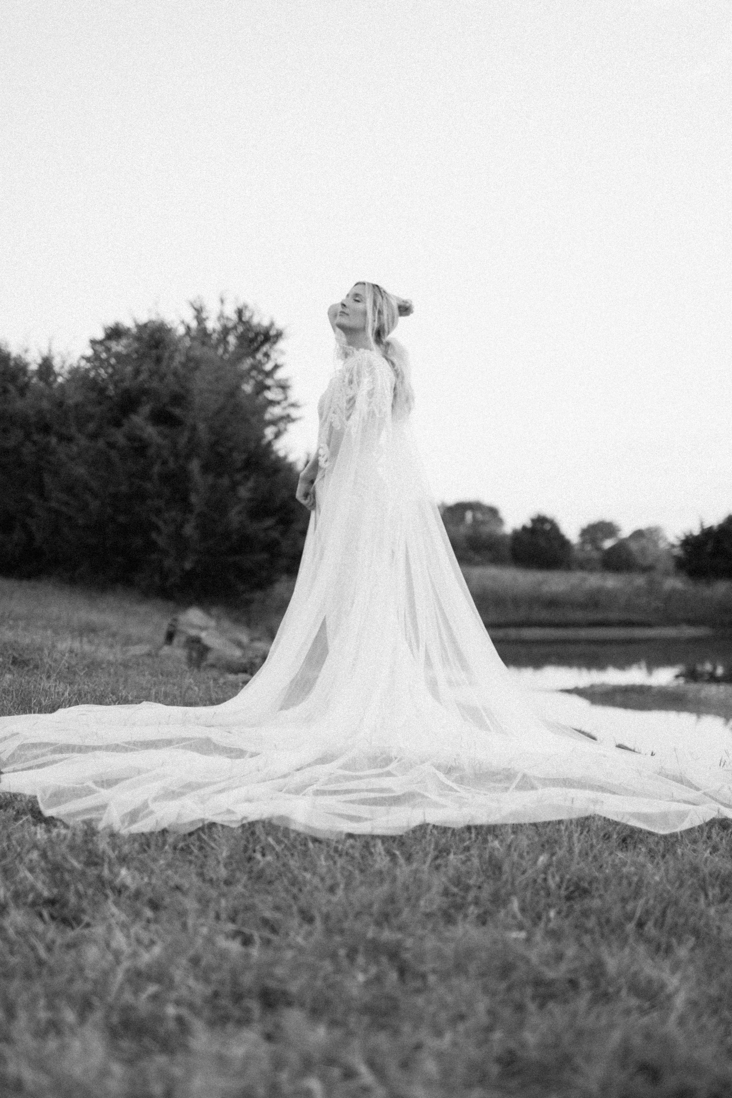 Augusta-bridal-the-grove-carthage-mo-wedding-shoot807-Copy1.jpg